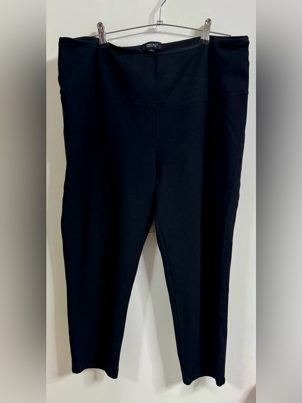 Jones & Co. Black Women's High-Waist Dress Leggings